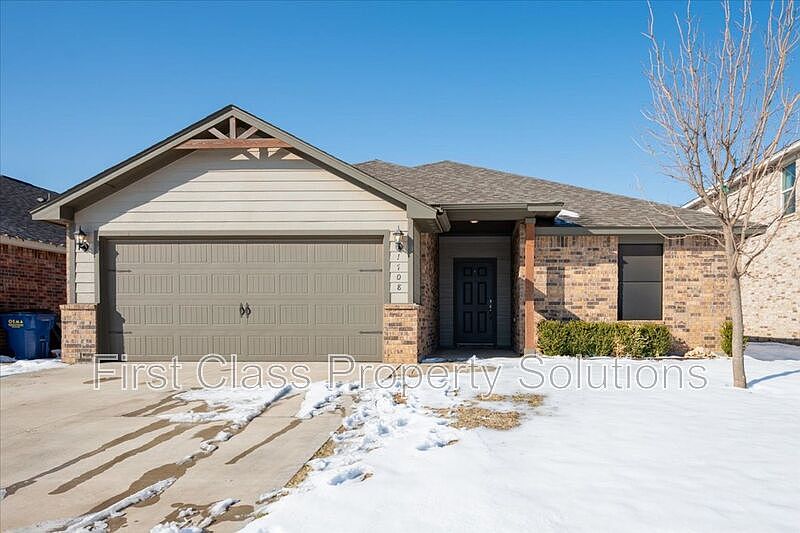 1st image of 1708 Burgundy Dr