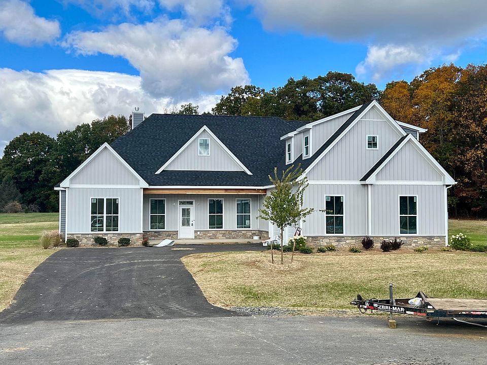Josephine Exterior