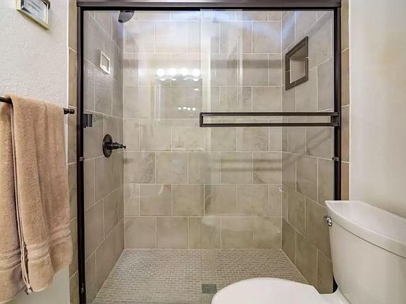 5th image of 701 N Los Felices Cir W #213