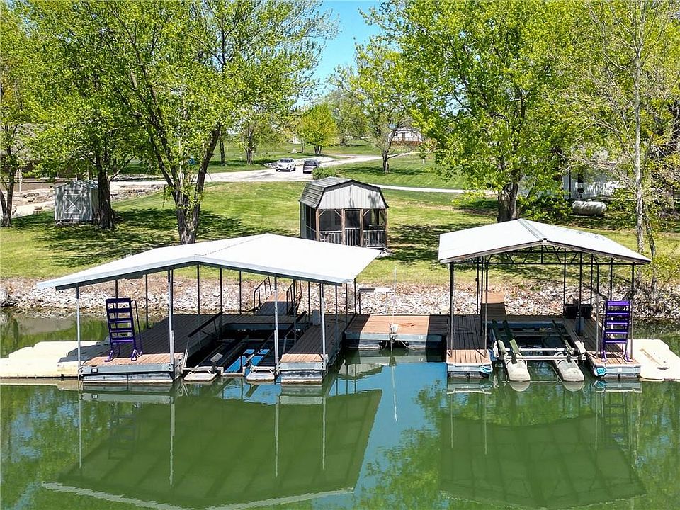 1st image of 31 Lake Viking Ter