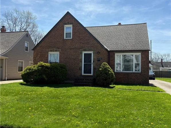 4218 Eastway Rd, South Euclid, OH 44121