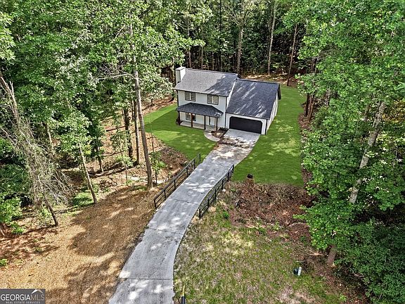 2nd image of 3434 Irvin Dr