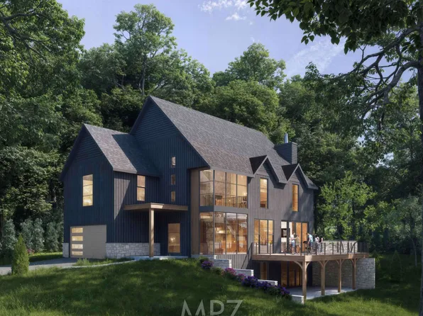 1241 Kingsview Dr SE, Smyrna, GA 30080