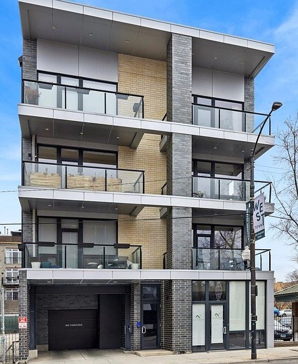 1st image of 2116 W Chicago Ave #3E