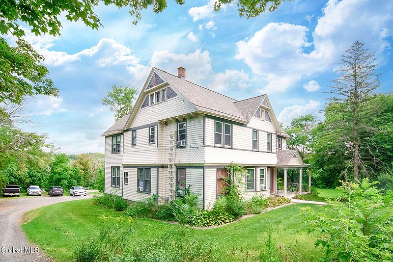 2nd image of 2845 Aqueduct Road