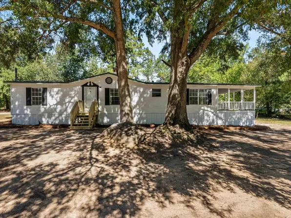 1384 W Creek Rd, Leesville, SC 29070