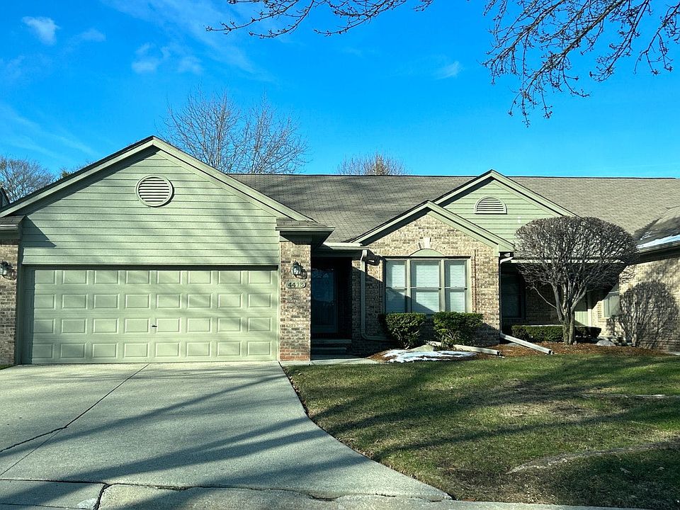 1st image of 4413 Spruce Ct #121