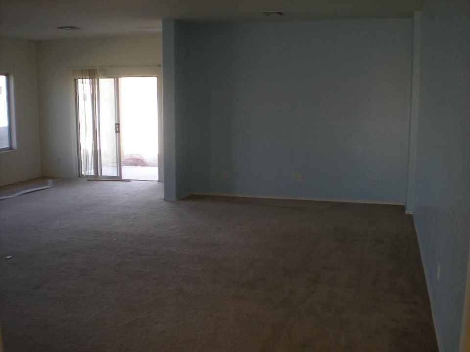 2nd image of 7215 E 2 Avenue