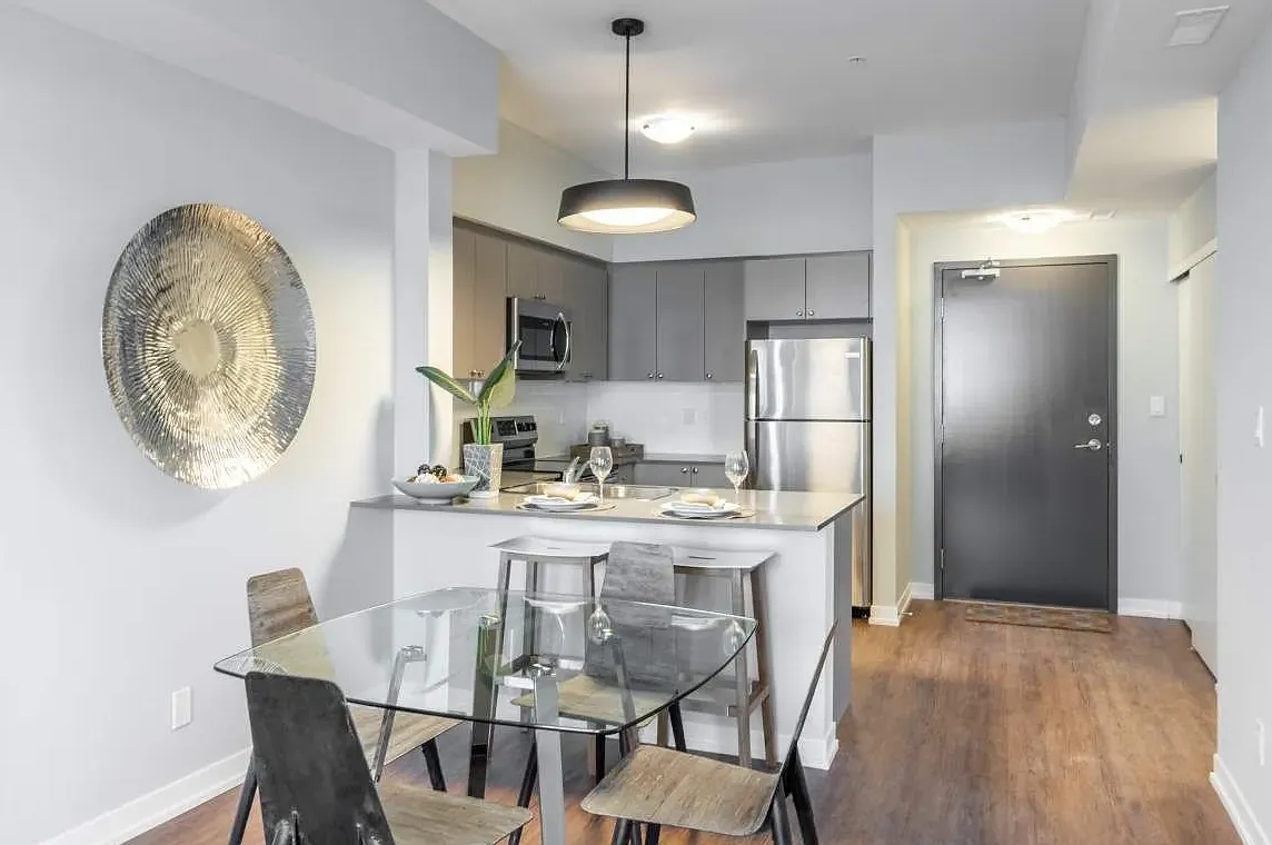 430 Ferndale Drive South — Photo 1