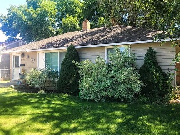3rd image of 1305 Juniper Dr