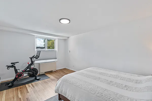 Sold by Lovett Realty, Inc. | media 13