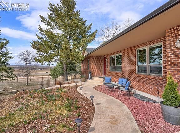 3rd image of 5825 Eggar Ct