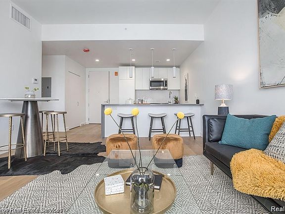 3rd image of 3730 4th St #212