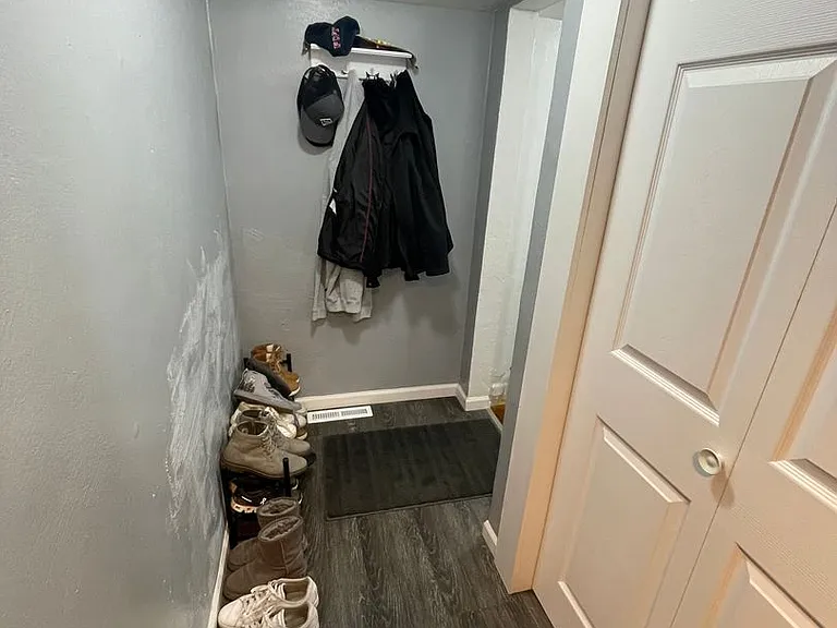 163 Plummer Ave — Photo 16