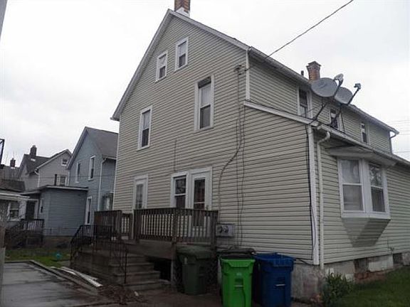 5th image of 124 & 1/2 7th St NW