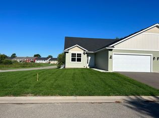 664 Tomahawk Ct, Madison Lake, MN 56063