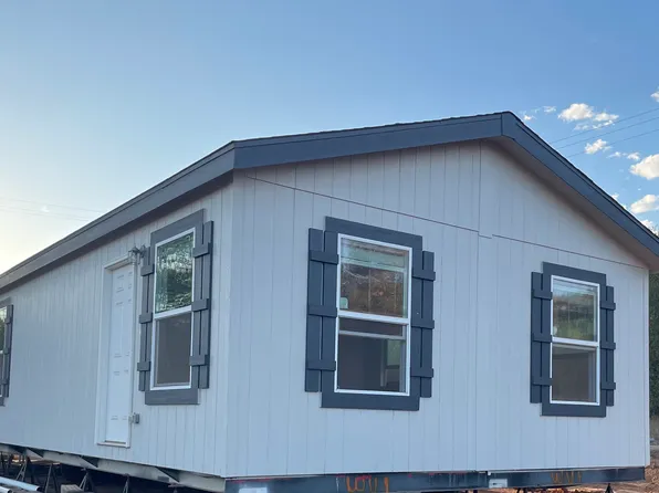 30573 Alta Mesa Dr, Valley Center, CA 92082