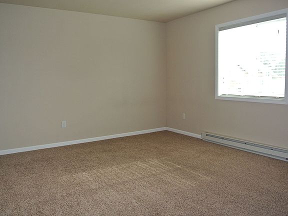 5th image of 713 3rd St NW Unit C