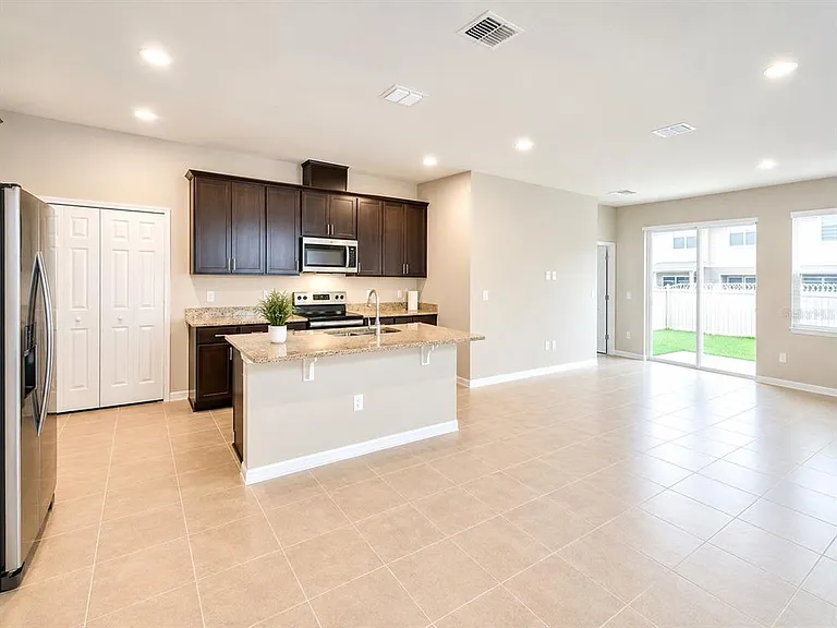 2340 Mystic Maze Ln — Photo 10