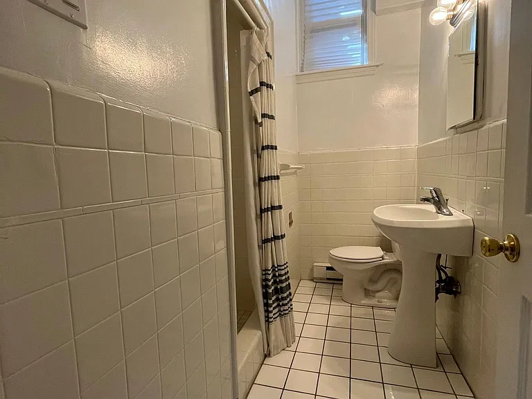 2nd floor bathroom