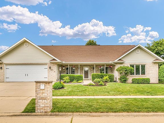 2nd image of 2809 Slayback St