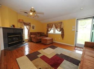 1560 Meridian St, Fall River, MA 02720