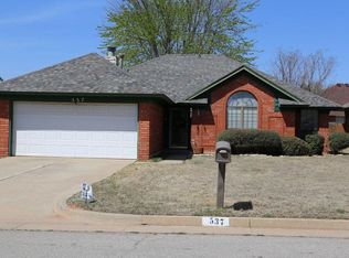 537 NW 169th St, Edmond, OK 73012