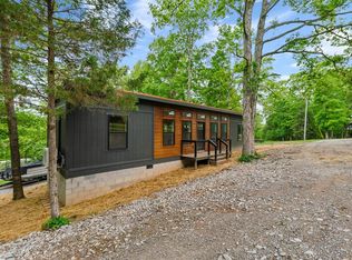 108 Branch Ln, Mammoth Cave, KY 42259