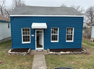 517 S Church St, Waterloo, IL 62298