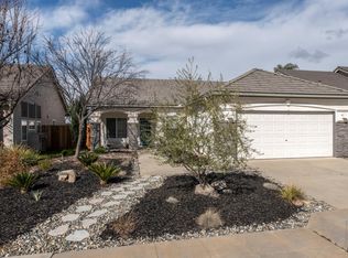 2596 E Plymouth Way, Fresno, CA 93720