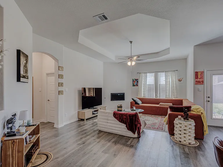 6993 Newby Ln — Photo 17