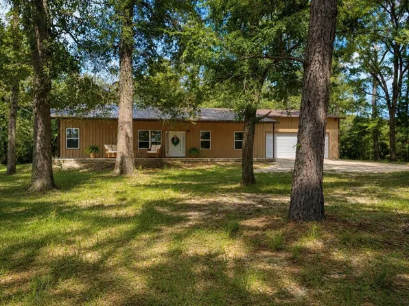 1533 Kickapoo Rd, Groveton, TX 75845