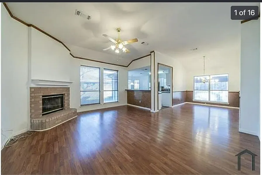 Building Photo - 8604 Busch Gardens Dr