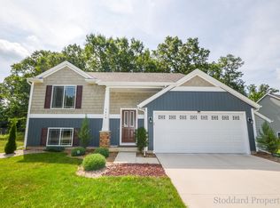 2679 Jolly Roger Dr, Wayland, MI 49348
