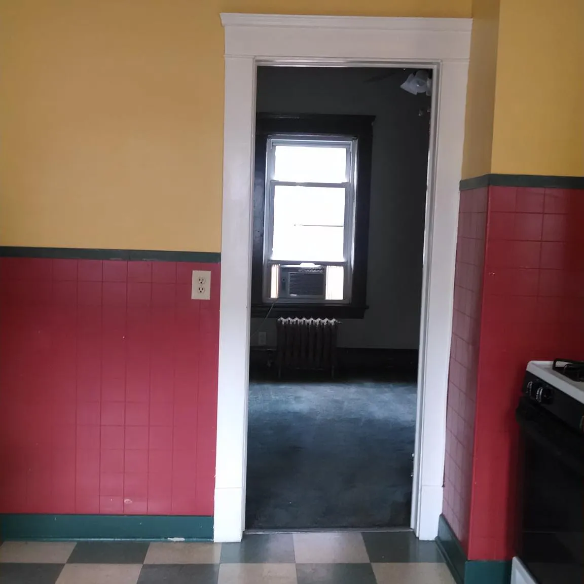 2151 Broadview Rd — Photo 3