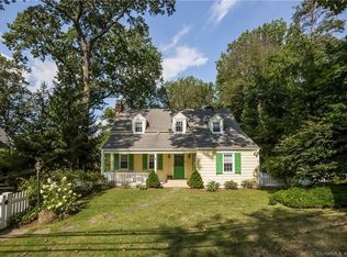 22 Devils Garden Rd, Norwalk, CT 06854