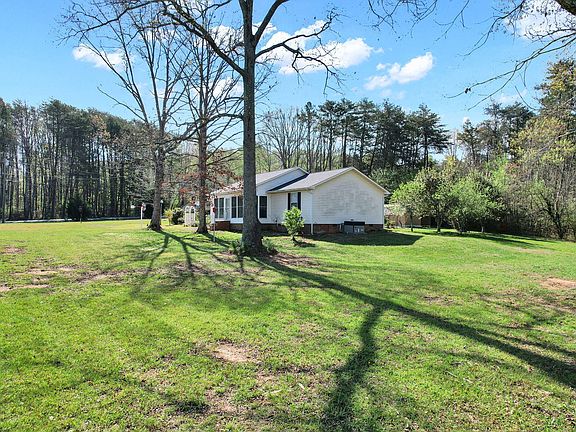 2nd image of 106 County Road 349