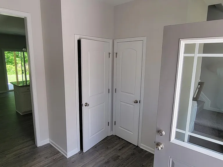 147 Diploma Dr — Photo 5