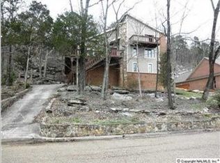 1427 Chandler Rd SE, Huntsville, AL 35801