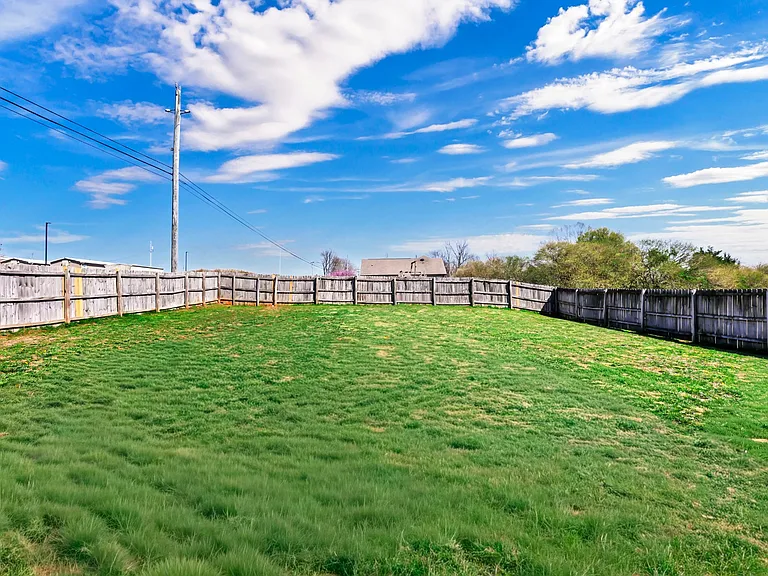 3460 Oak Creek Dr — Photo 41