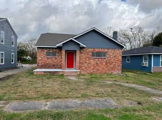 4019 Procter St, Port Arthur, TX 77642