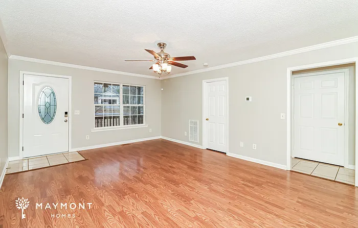 156 Cook Rd NW — Photo 3