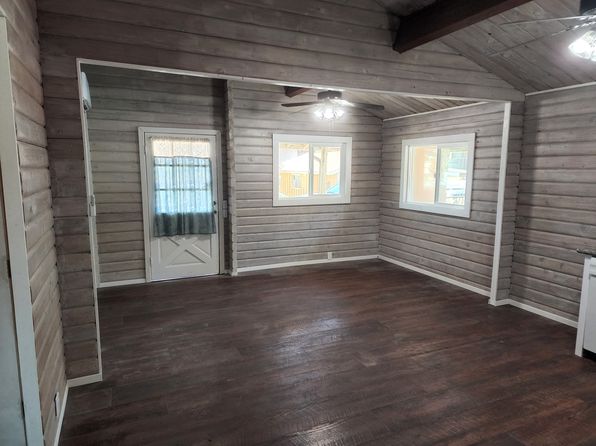 1111 Alturas Rd