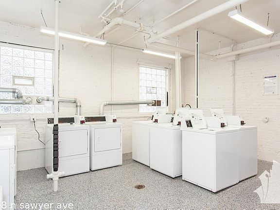 5th image of 2538 N Sawyer Ave #716