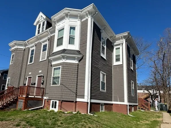 117-119 Portland St, Haverhill, MA 01830