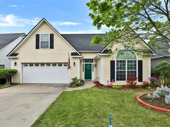 121 Saint Albans Way, Peachtree City, GA 30269