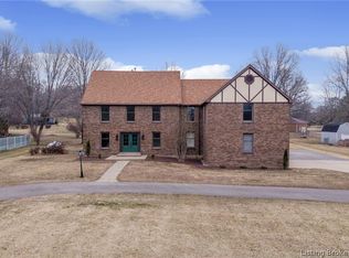 4640 Edwardsville Galena Road, Floyds Knobs, IN 47119
