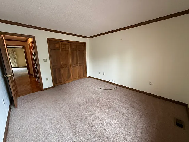 590 Wedgwood Dr — Photo 38