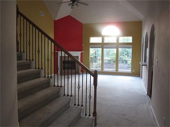 2nd image of 1315 Kern Canyon Ln
