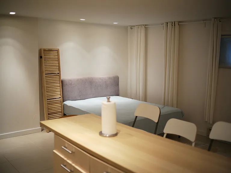 9 Manhattan Pl — Photo 21